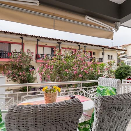 Family Inn Apartments&Suites Neos Marmaras Exterior foto