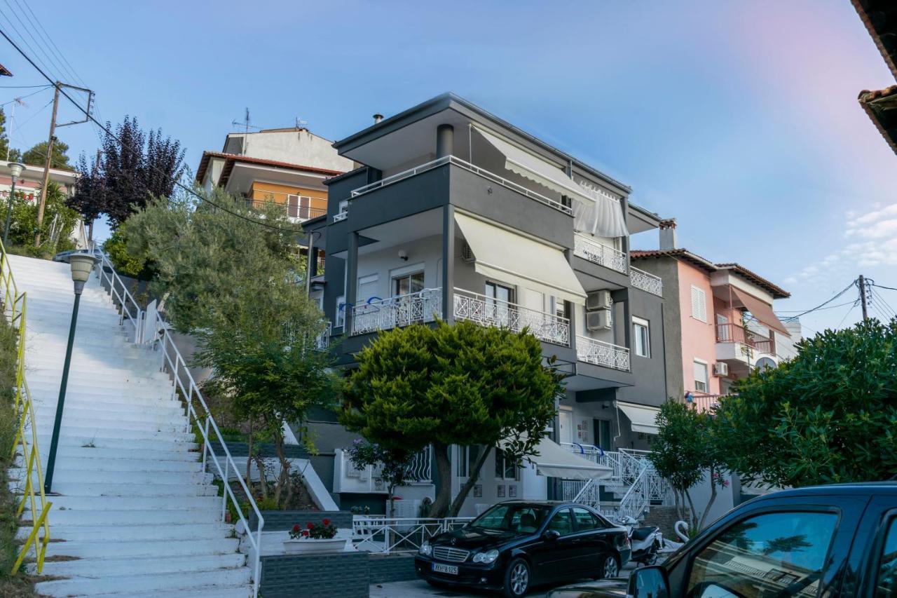 Family Inn Apartments&Suites Neos Marmaras Exterior foto