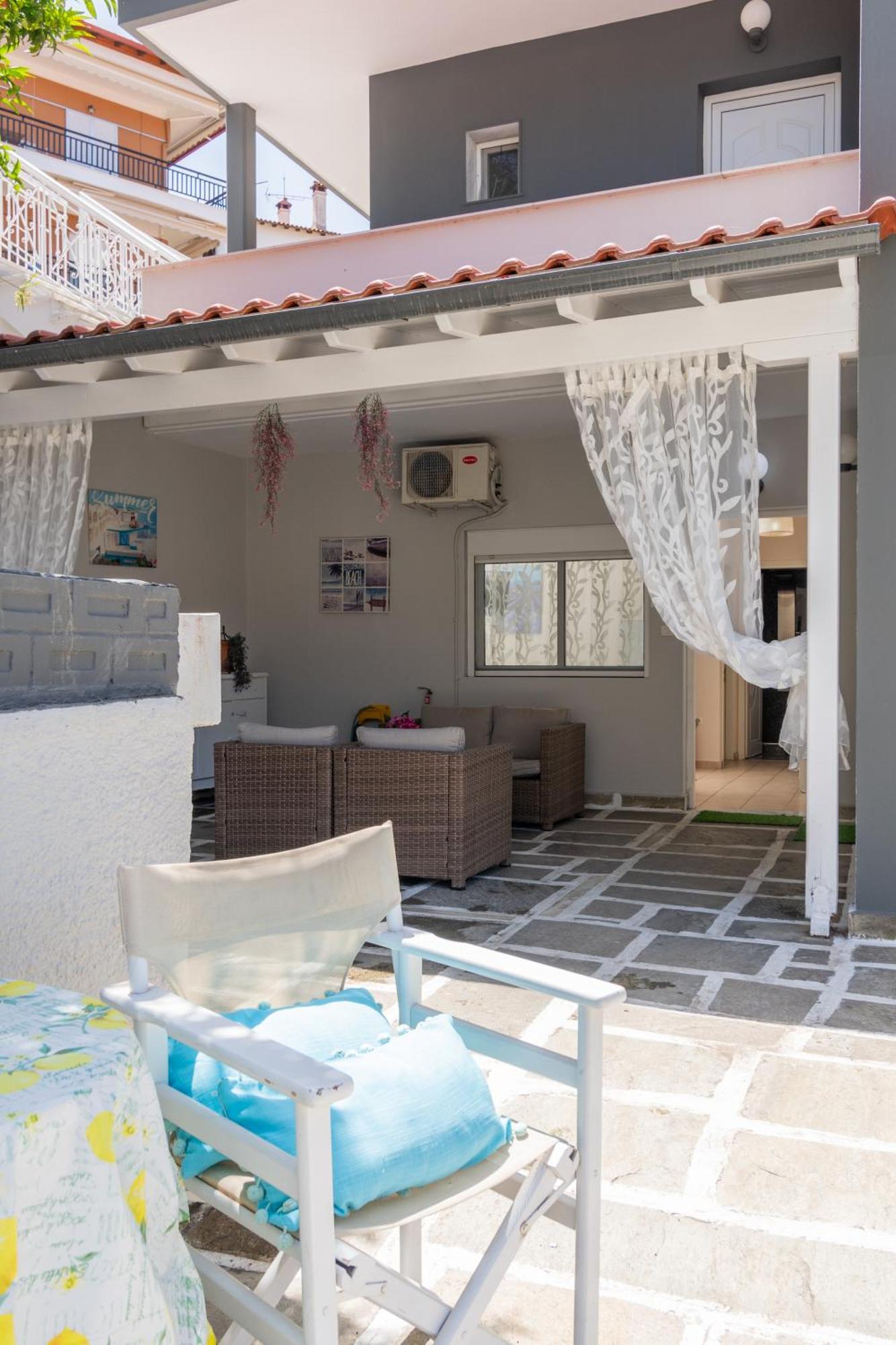 Family Inn Apartments&Suites Neos Marmaras Exterior foto