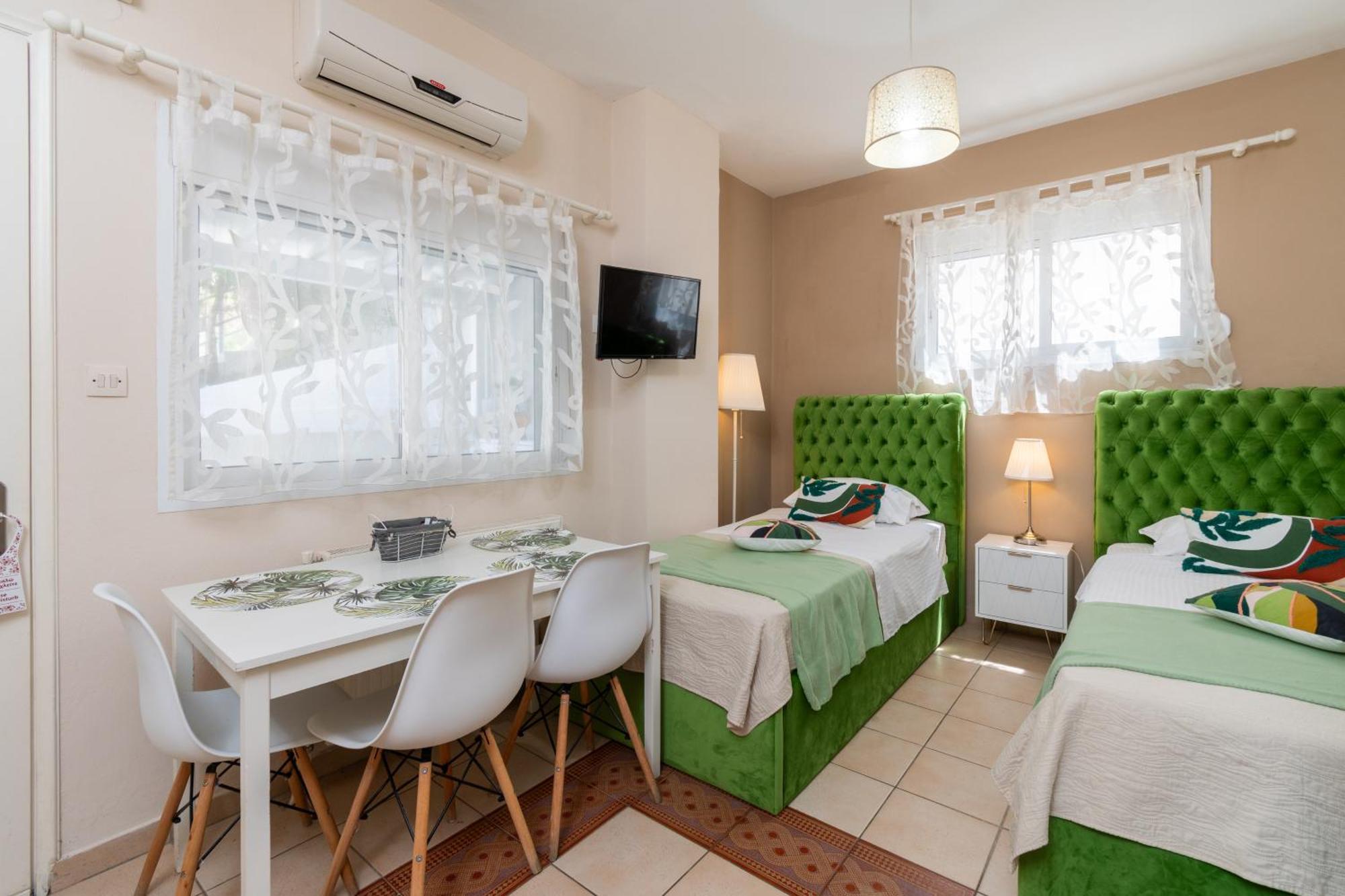 Family Inn Apartments&Suites Neos Marmaras Exterior foto