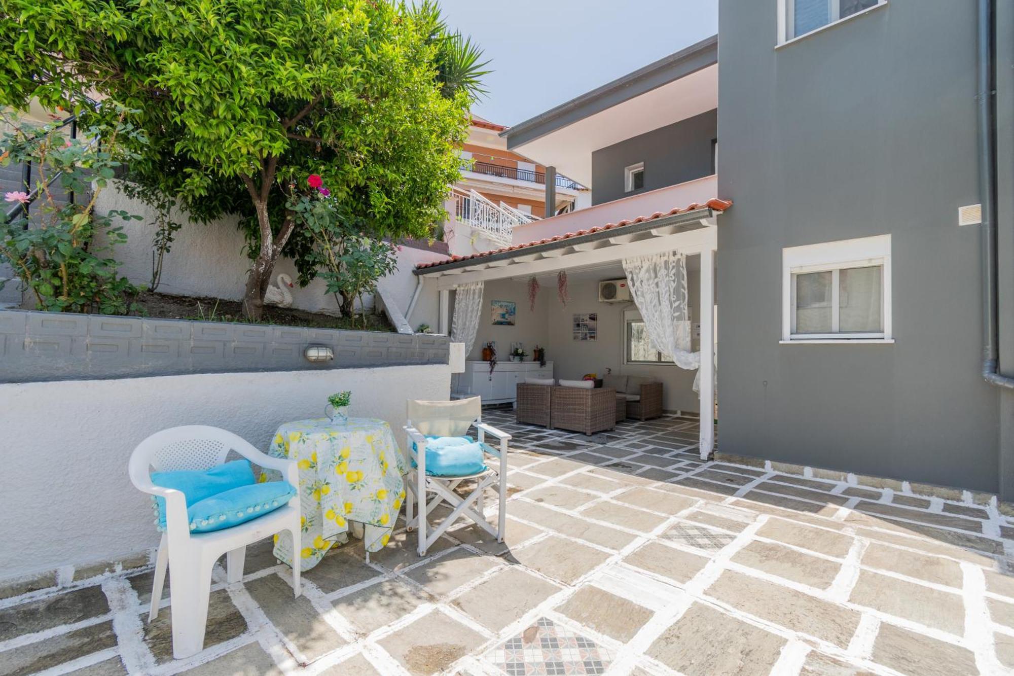 Family Inn Apartments&Suites Neos Marmaras Exterior foto